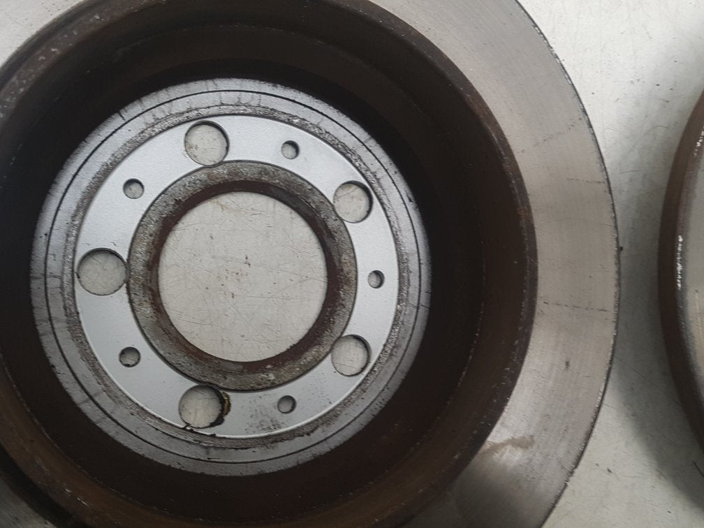 2000 - 2007 Volvo XC70  Estate BRAKE DISCS (REAR PAIR) 9434167