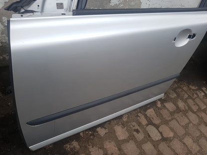 2004 - 2010 Volvo V50   Estate DOOR - BARE (FRONT PASSENGER SIDE)