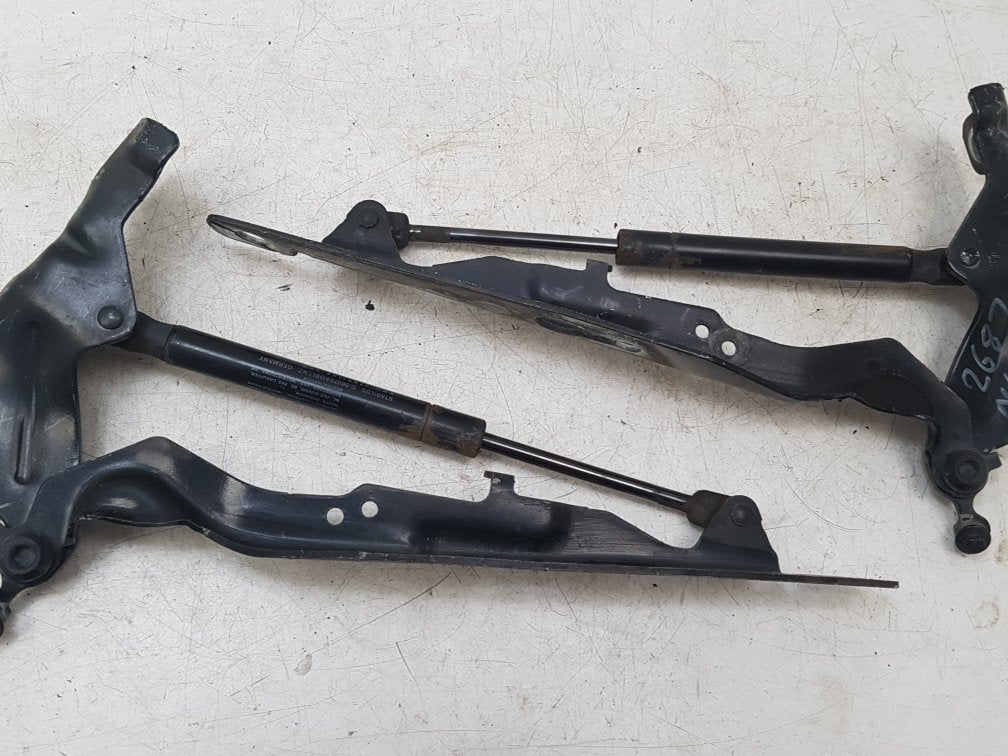 2010 - 2015 Volvo V70  Estate BONNET STRUTS/RAMS - PAIR 30649516