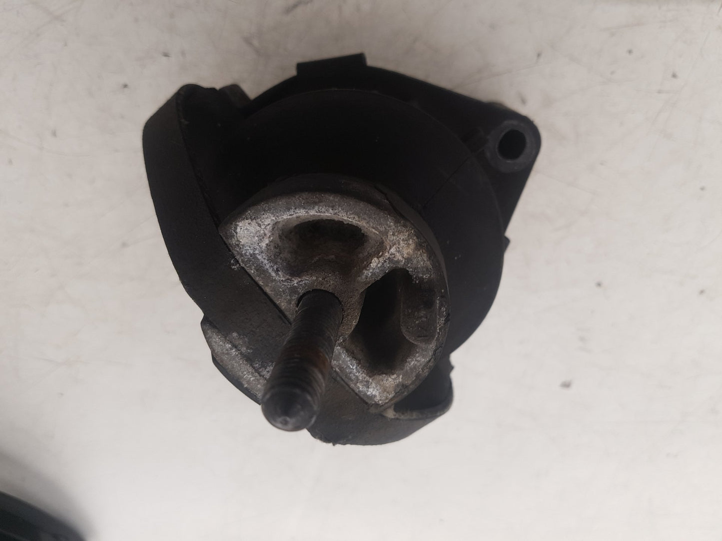 2006 - 2009 Saab 9-5  Saloon ENGINE MOUNT (FRONT) 5237219