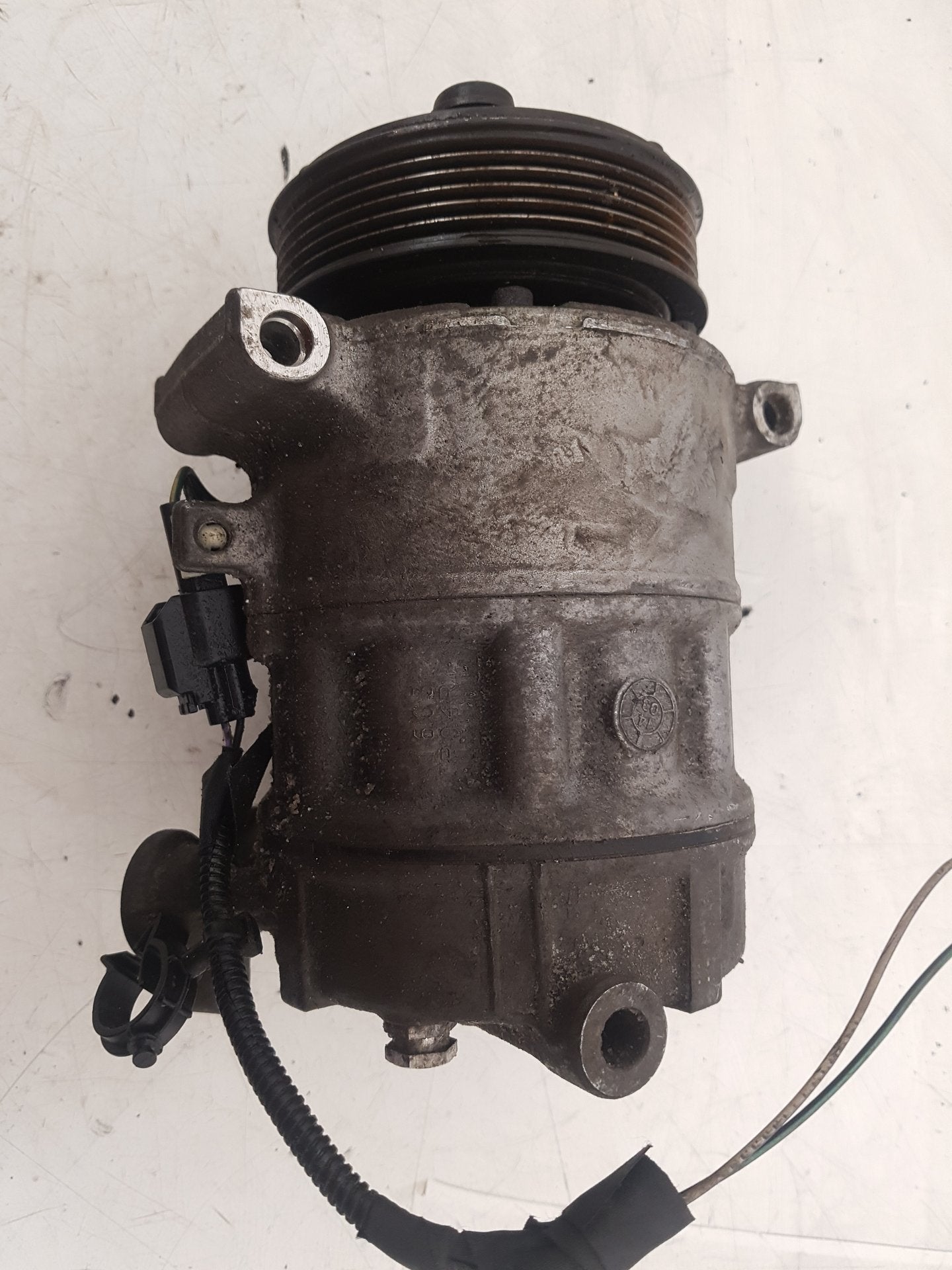 2012 - 2019 Volvo V40  Hatchback A/C Compressor 31291251