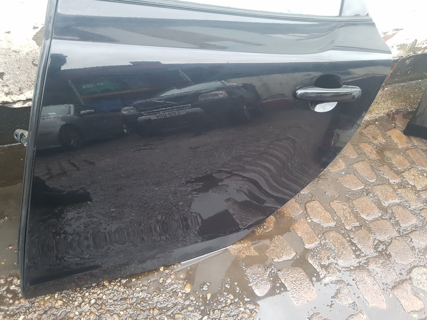 2012 - 2016 Volvo V40  Hatchback DOOR - BARE (REAR PASSENGER SIDE) 32321999