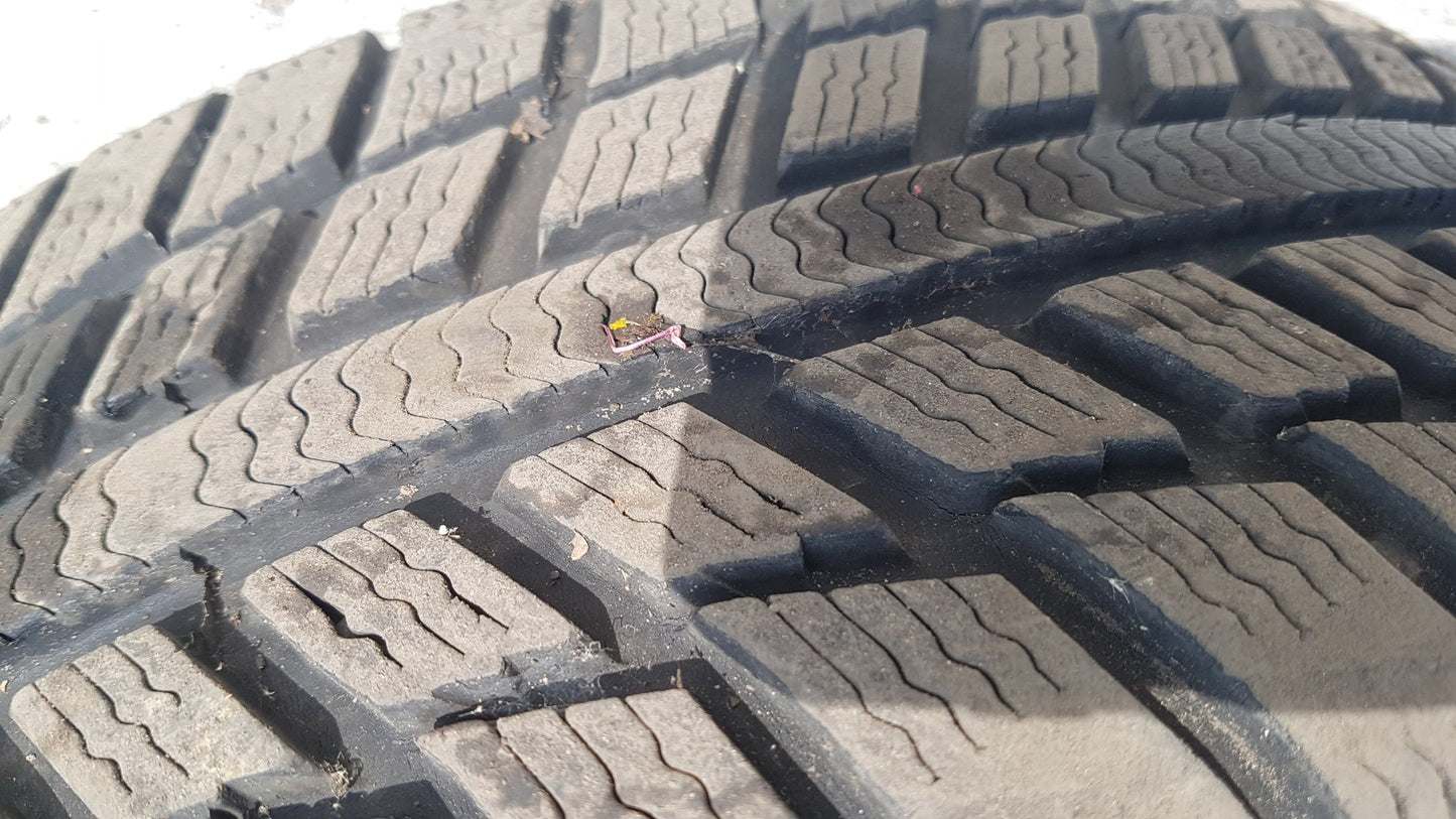 2005 Volvo V70  Estate Alloy Wheel 3524367