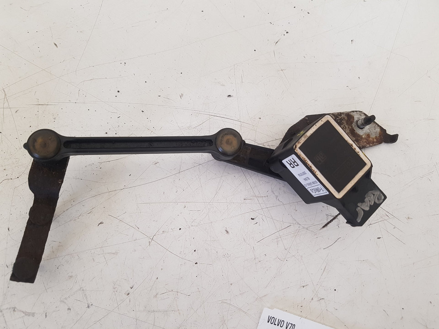 2000 - 2007 Volvo V70  Estate HEADLIGHT LEVEL SENSOR 6G9N-3C492-AA