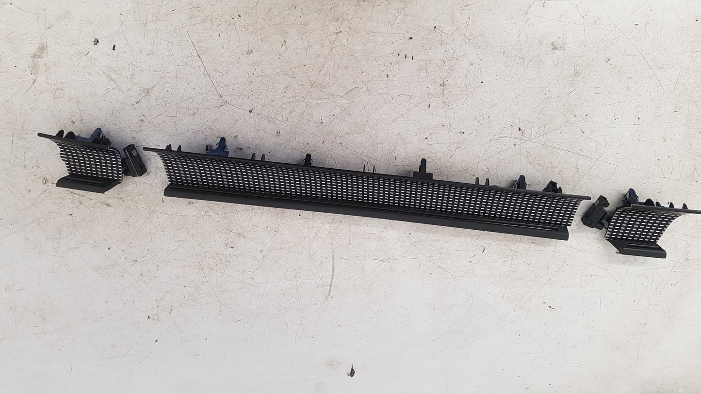 2017 - 2025 Volvo XC40 536 SUV Dashboard Trim Panel Set 31442682, 3224620, 3224621