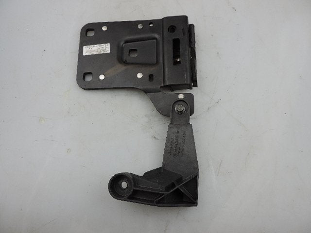 2006 - 2014 Volvo C70  Convertible LOCK BRACE RIGHT