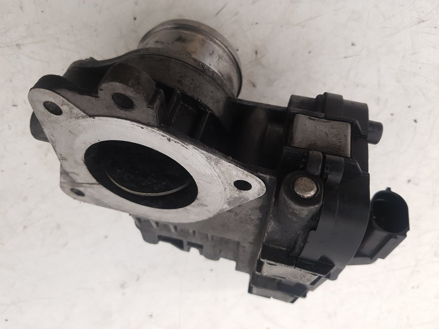 2006 - 2009 Saab 9-5  Saloon Throttle Body