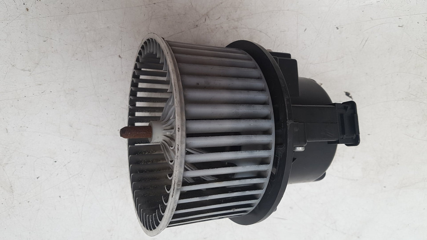 2010 - 2014 Volvo XC60  Estate Blower Motor 6G9N-18D419-AA
