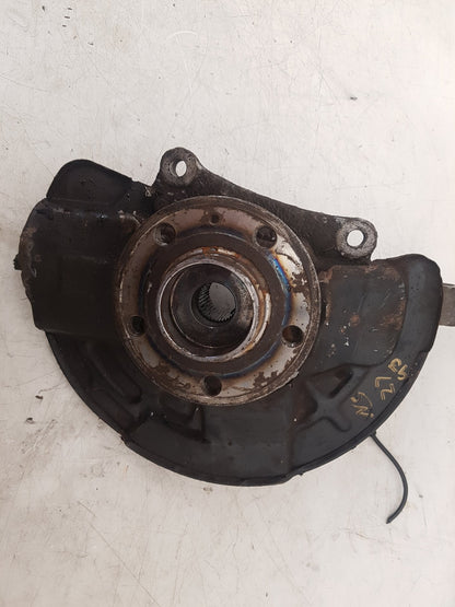 2007 Volvo V70  Estate Left Front Hub Assembly 31200311