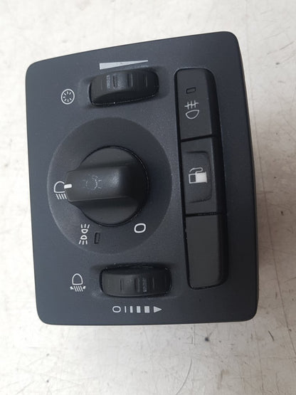 2004 - 2010 Volvo S40  Saloon Headlight Switch 30739298