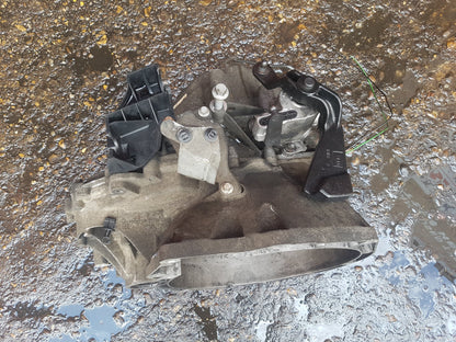 2010 - 2012 Volvo V50   Estate Manual Gearbox 1283179