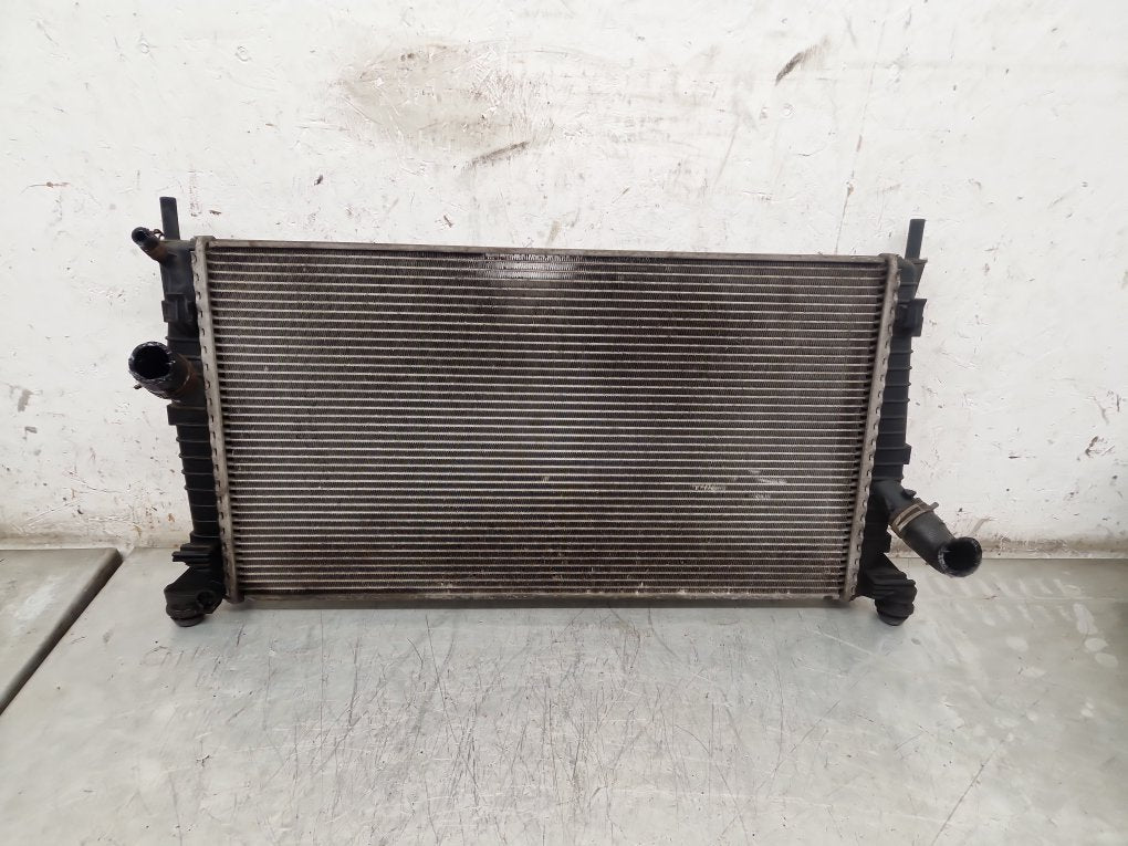 2005 - 2012 Volvo S40  Saloon Radiator 3M5H8005RK