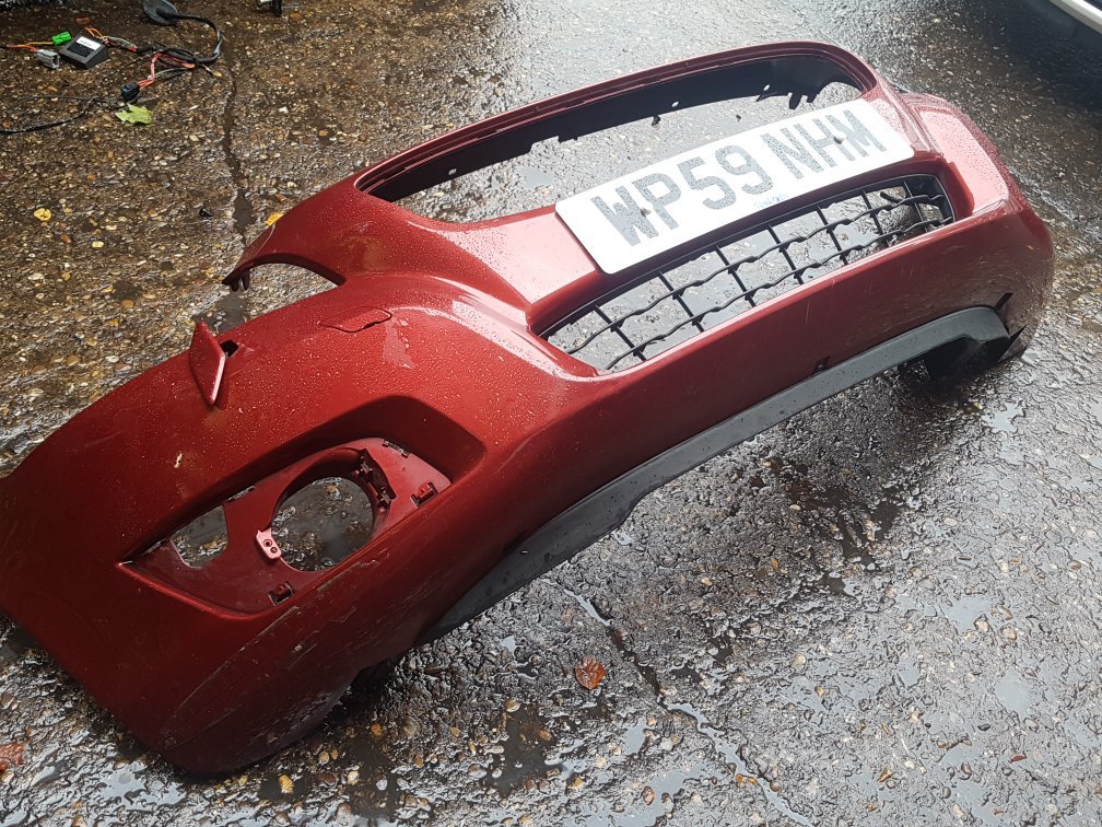 2010 - 2013 Volvo C70  Convertible Front Bumper 39817458