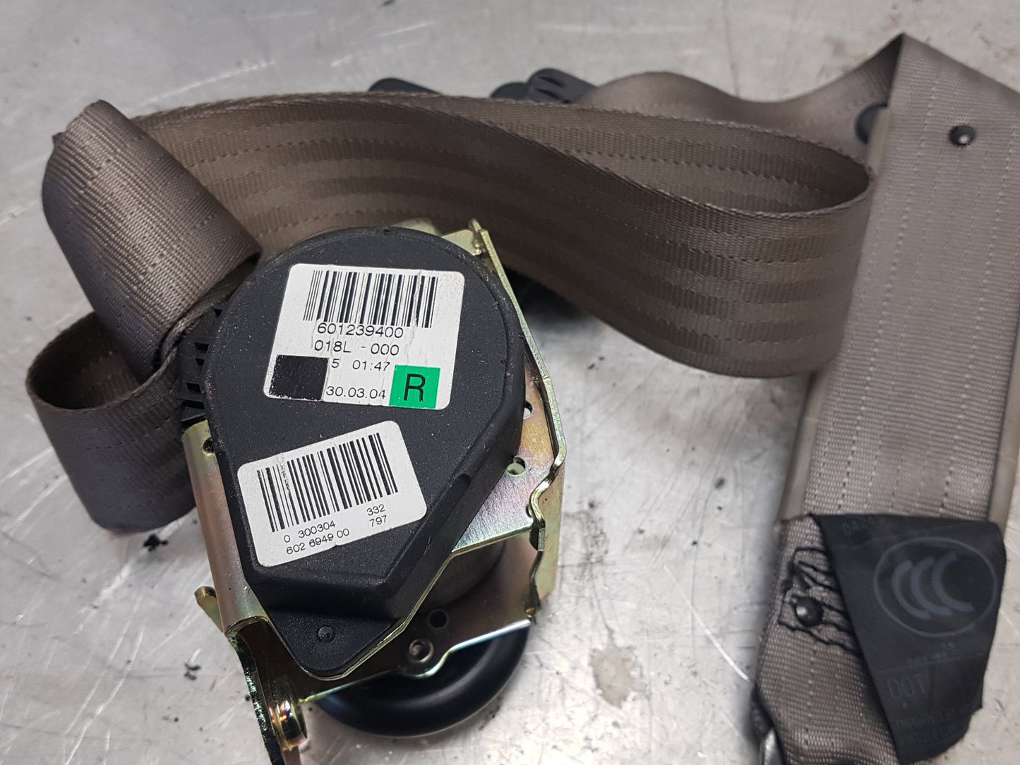 2003 - 2007 Volvo XC90   Right Rear Seat belt 30642797