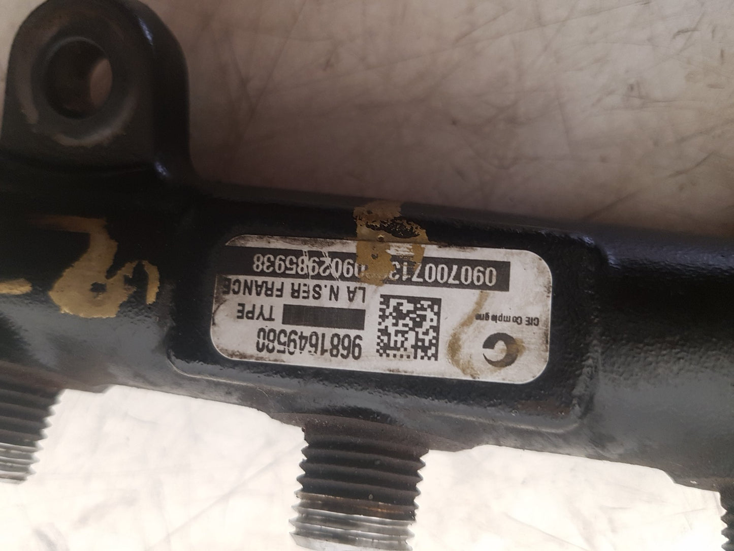 2008 - 2016 Volvo V70  Estate Injection Rail 9681649580