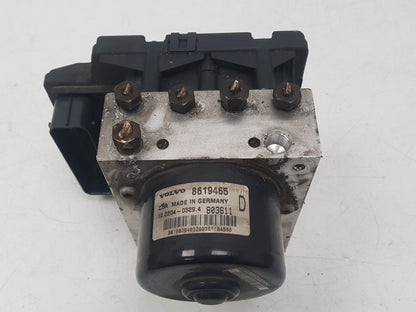 2000 - 2004 Volvo V70  Estate ABS Pump/Modulator 8619465