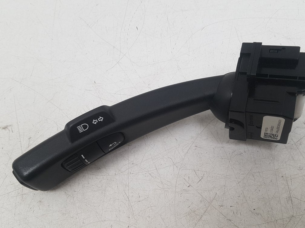 2013 - 2015 Volvo V60  Estate Indicator Stalk 31394001