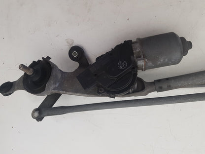 2010 - 2012 Saab 9-5  Saloon Saab 9-5 Vector Front Wiper Motor & Linkage 13240559 2010-2012 13240559