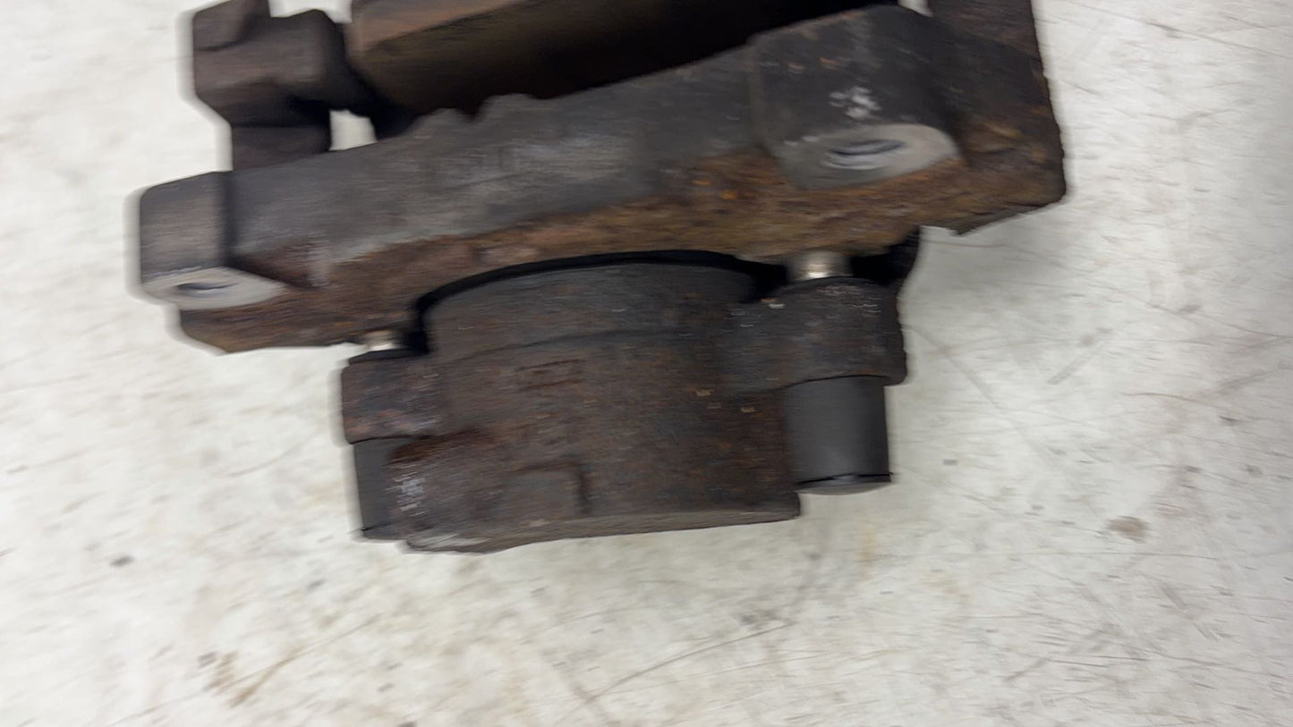 2017 - 2026 Volvo V60 II 225 Estate Right Front Caliper 31381552