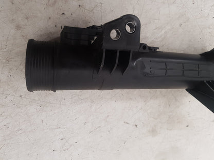 2017 - 2026 Volvo V60 II 225 Estate Intercooler Pipe 31686412
