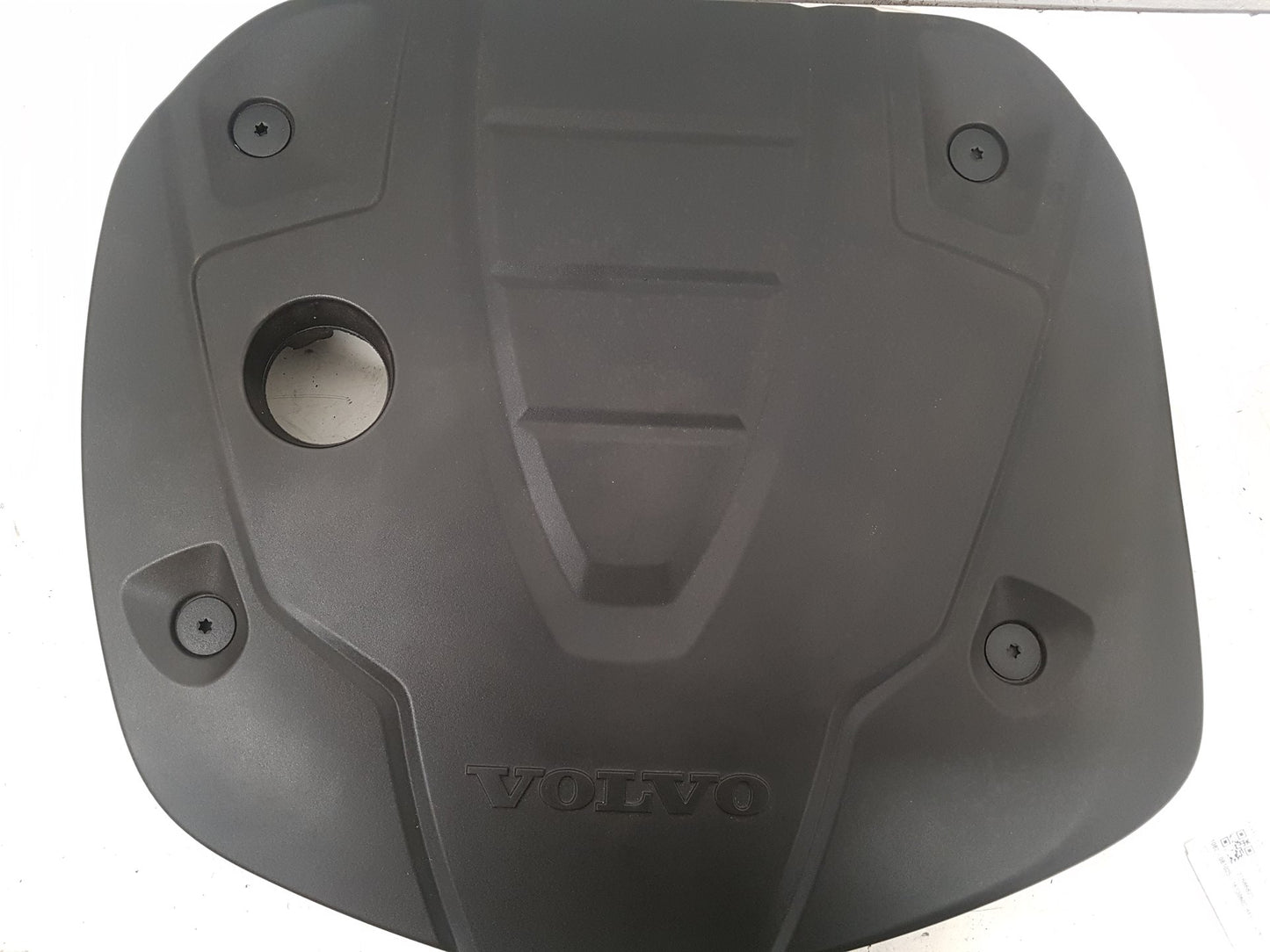 2017 - 2026 Volvo V60 II 225 Estate Engine Cover 31686823