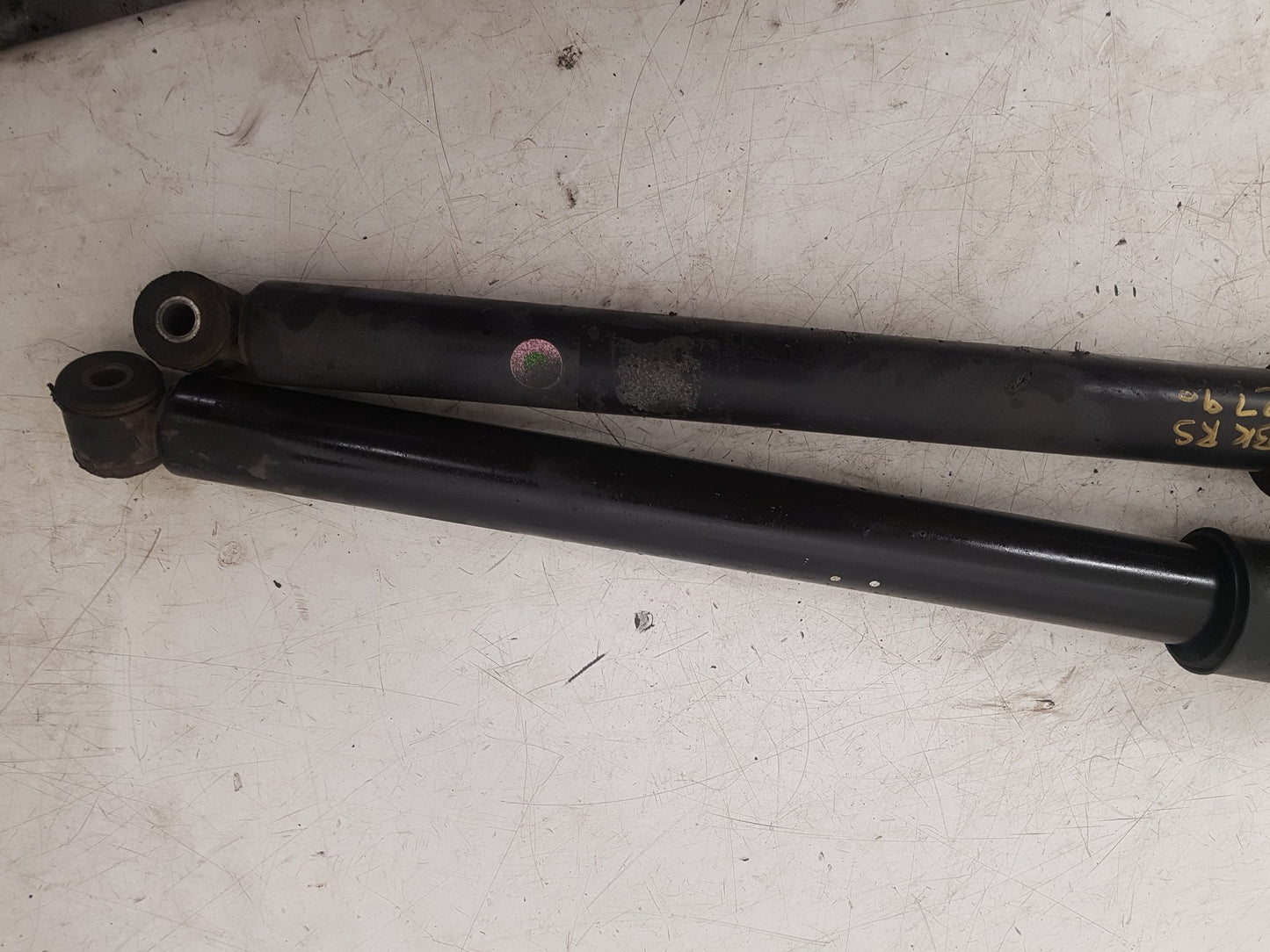 2013 - 2016 Volvo V40 III 525 Hatchback REAR SHOCK ABSORBER (PAIR) 8V61-18159