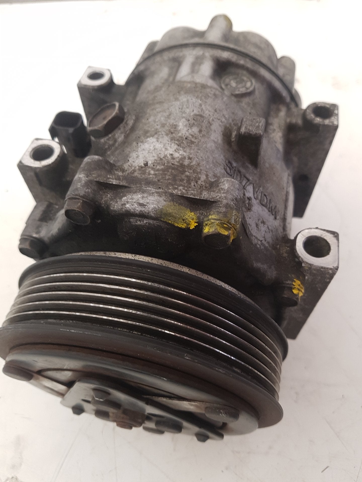 2004 - 2010 Volvo V50   Estate A/C Compressor 31291882
