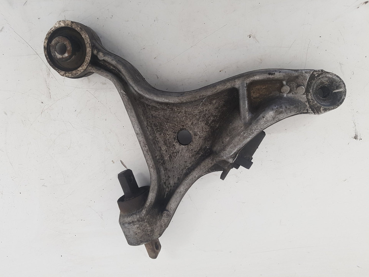 2006 Volvo V70  Estate Left Front Lower Control Arm