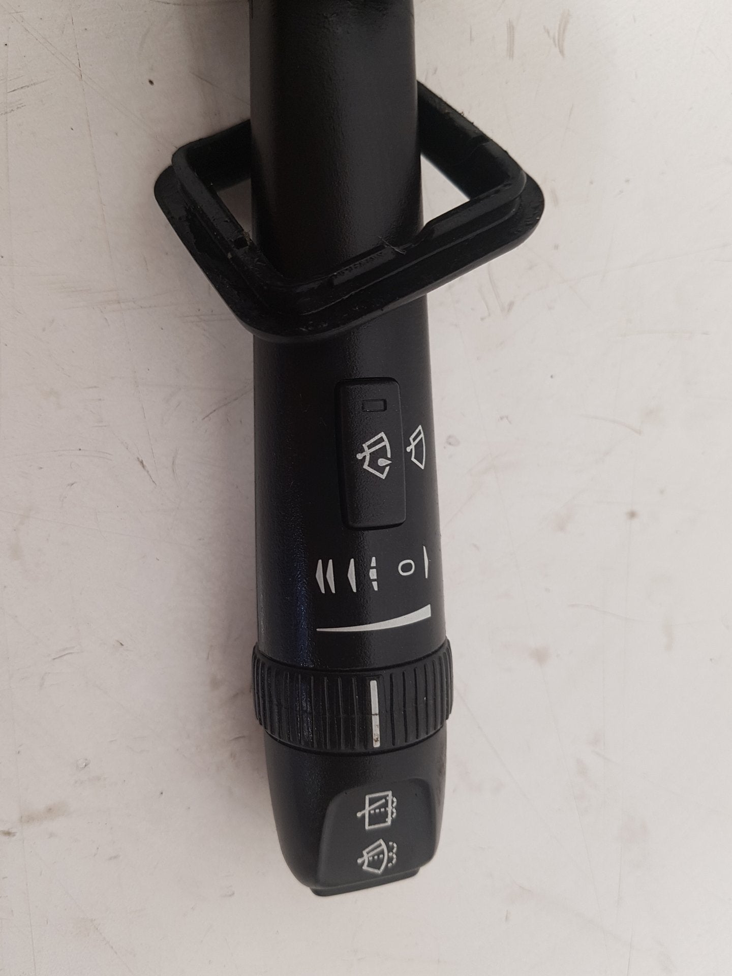 2000 - 2007 Volvo V70  Estate Wiper Switch 30768101