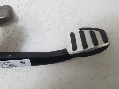 2004 - 2013 Volvo C30  Hatchback Brake Pedal 31381340
