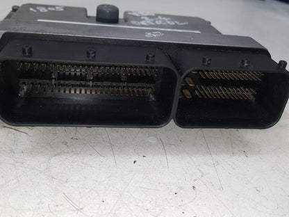 2004 - 2007 Volvo V50   Estate Engine ECU 30729800