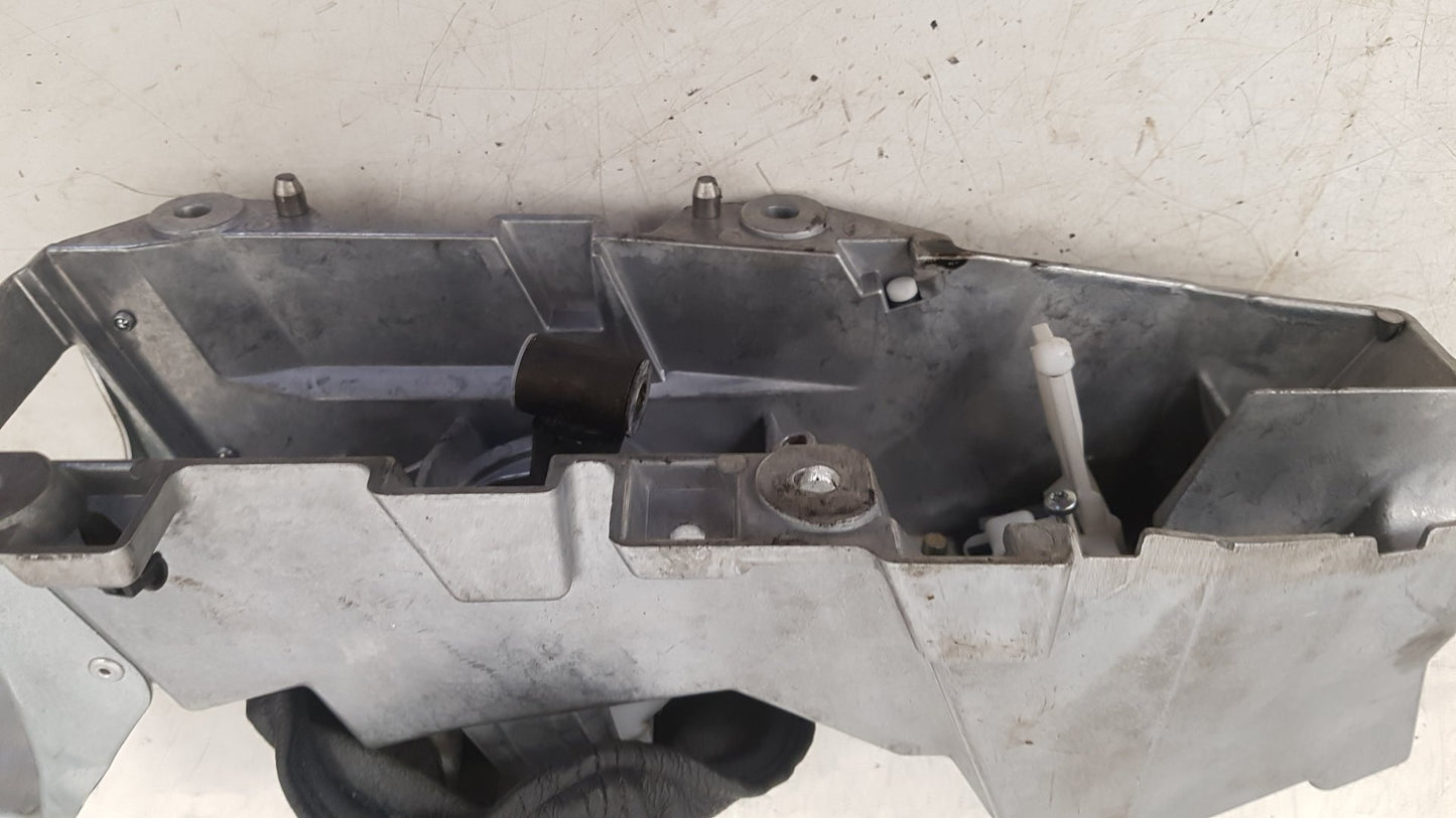 2004 Saab 9-5  Estate Gear Lever