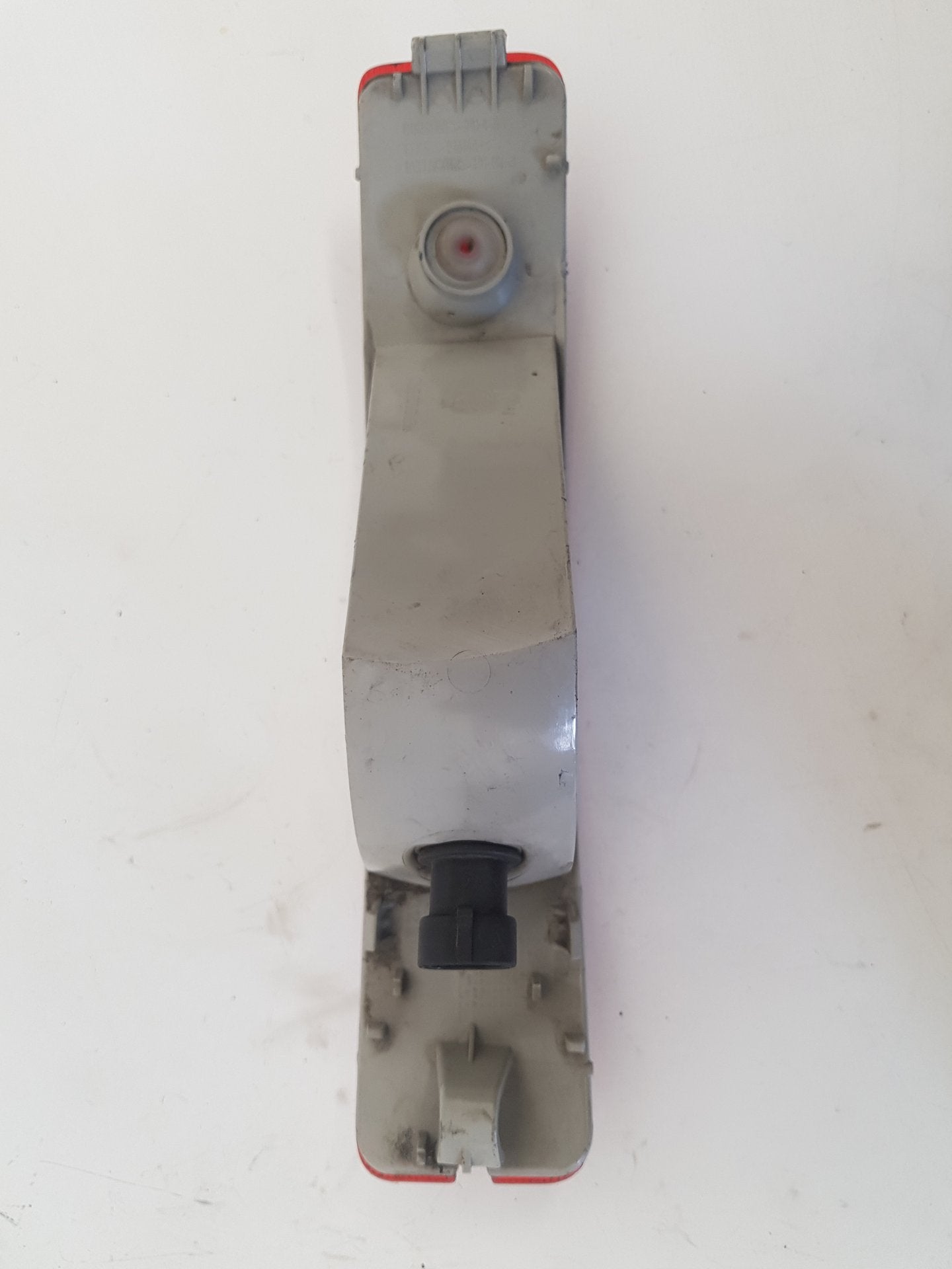 2004 Saab 9-3  Convertible REAR REFLECTOR 12770171