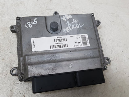 2004 - 2007 Volvo V50   Estate Engine ECU 30729800