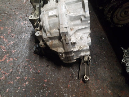 2015 - 2020 Volvo V40  Hatchback Automatic Transmission 1285202