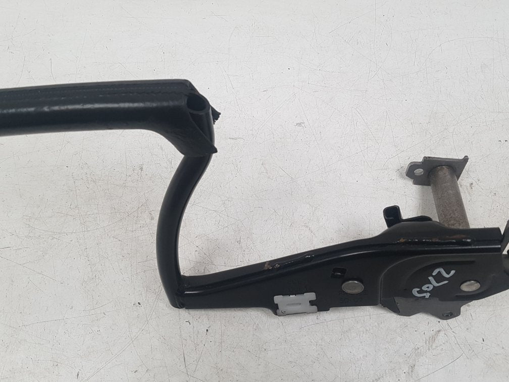 2005 - 2012 Volvo S40  Saloon Handbrake Assembly 32265482