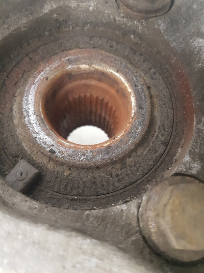 2010 - 2012 Saab 9-5  Saloon Left Front Hub Assembly 13502785