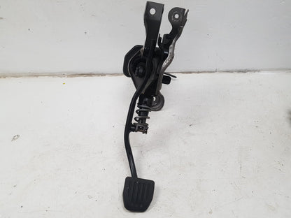 2013 - 2015 Volvo V60  Estate Clutch Pedal 31341421