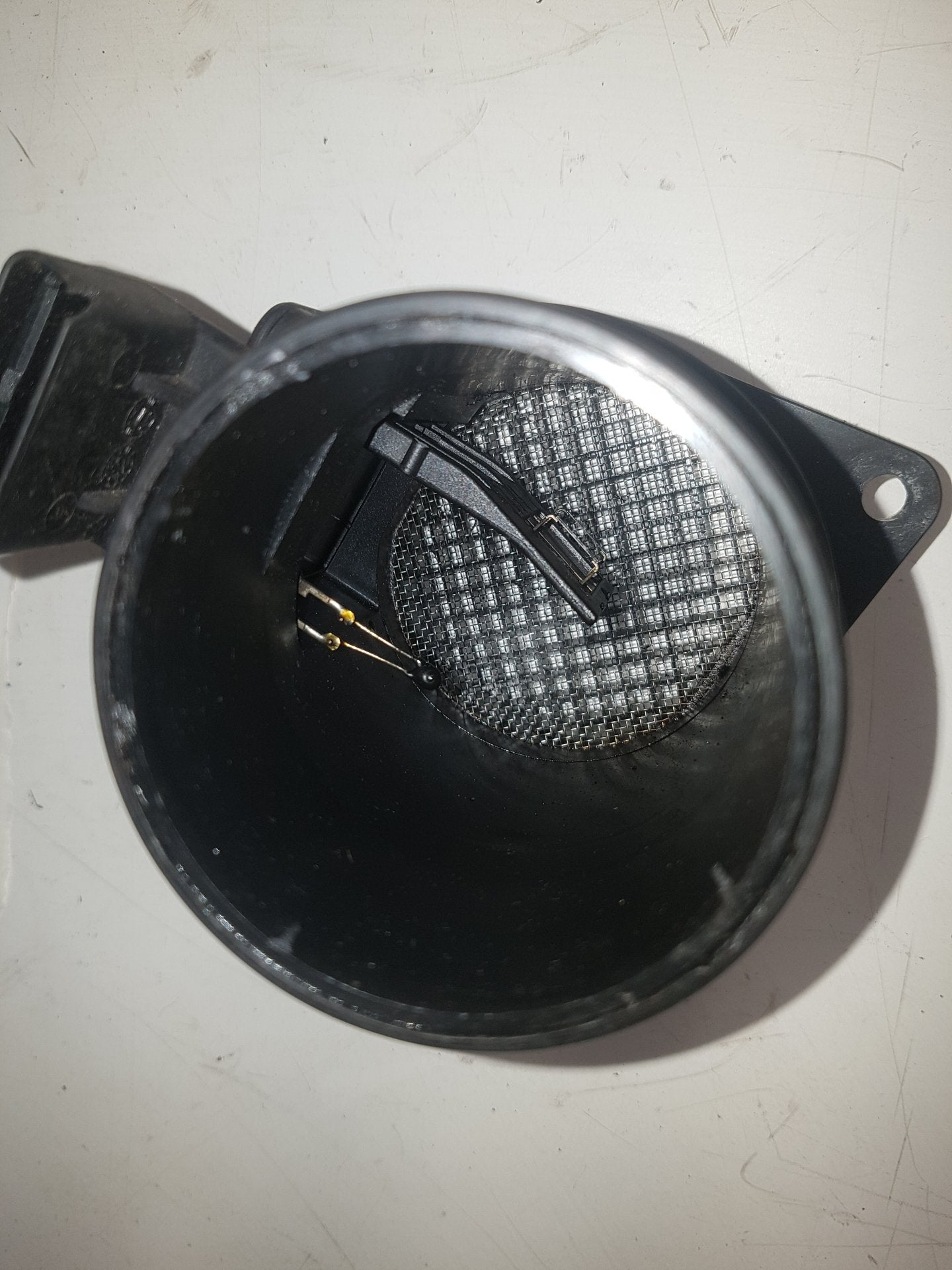 2000 - 2004 Volvo V40  Estate Air Flow Meter 360703