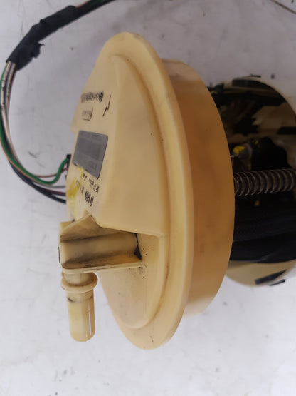 2006 - 2010 Volvo C70  Convertible Fuel Pump 30792206