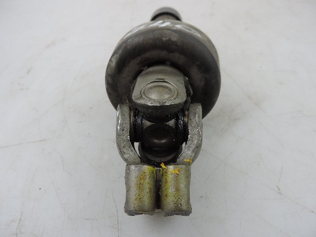 1994 - 1997 Volvo 440  Hatchback STEERING UJ