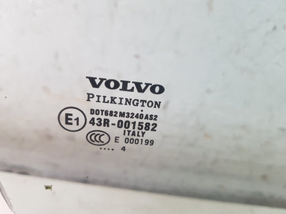 2002 - 2006 Volvo XC90  Estate Right Front Door Window