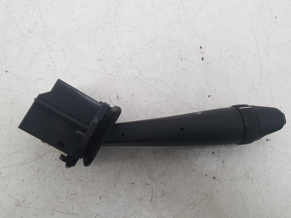 2003 - 2007 Volvo V70  Estate Wiper Switch 8691545