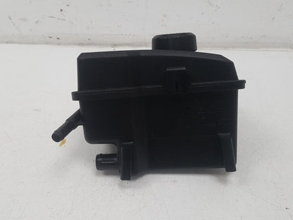 2002 - 2006 Volvo XC90  Estate POWER STEERING RESEVOIR 30680304