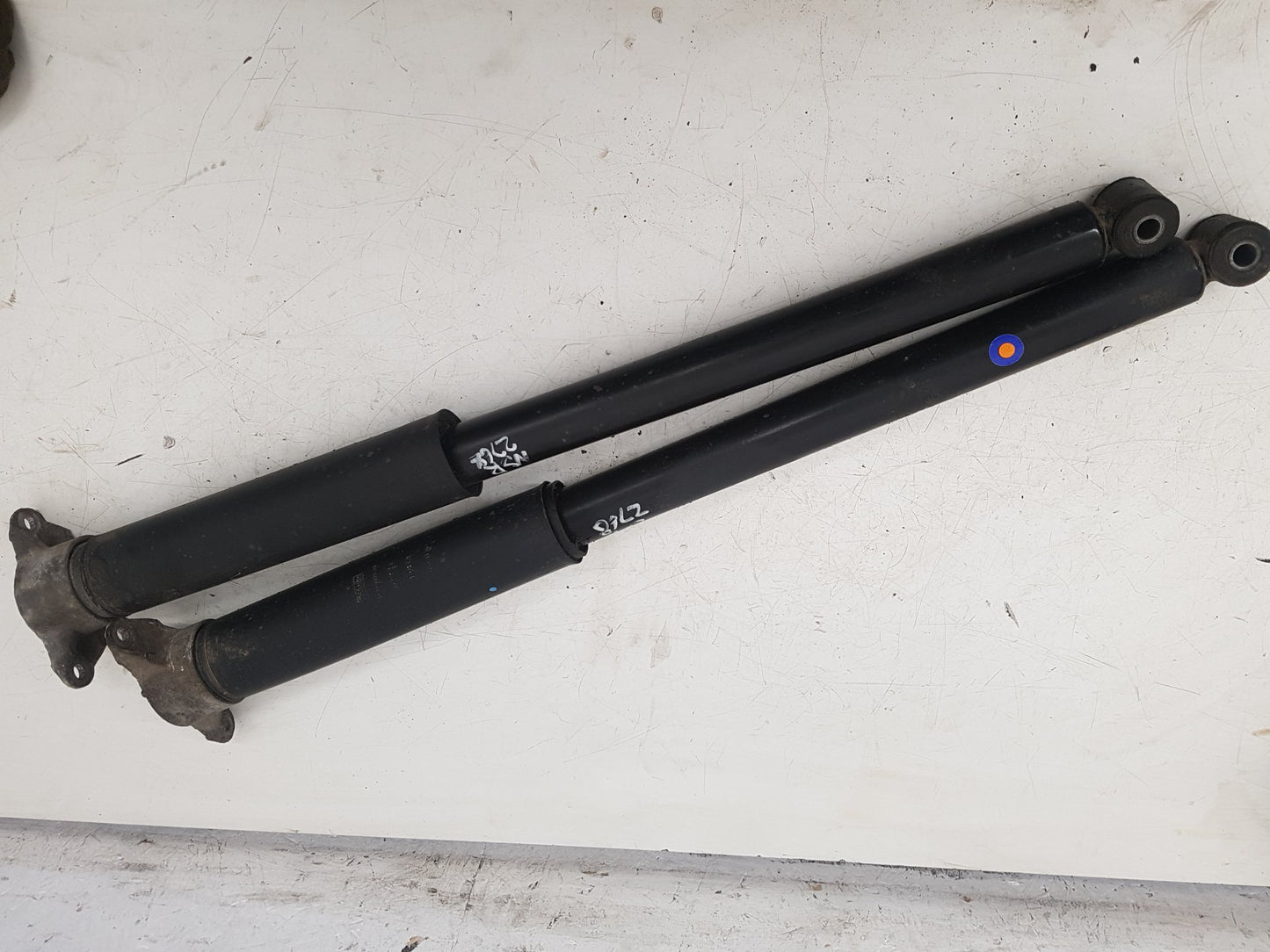 2012 - 2015 Volvo V40  Hatchback REAR SHOCK ABSORBER (PAIR) 31317961