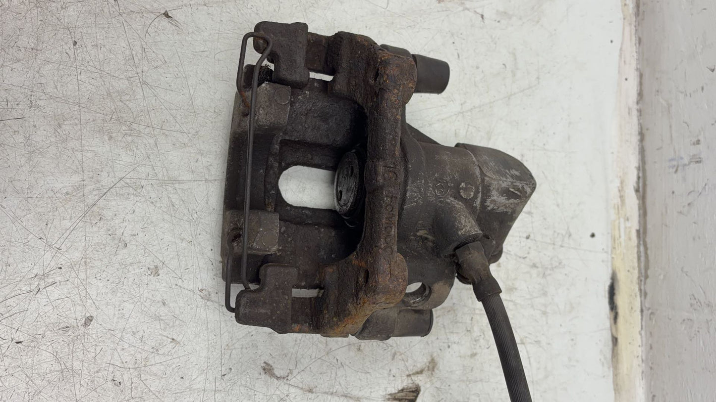 2010 - 2012 Volvo V50   Estate Left Front Caliper 36000704