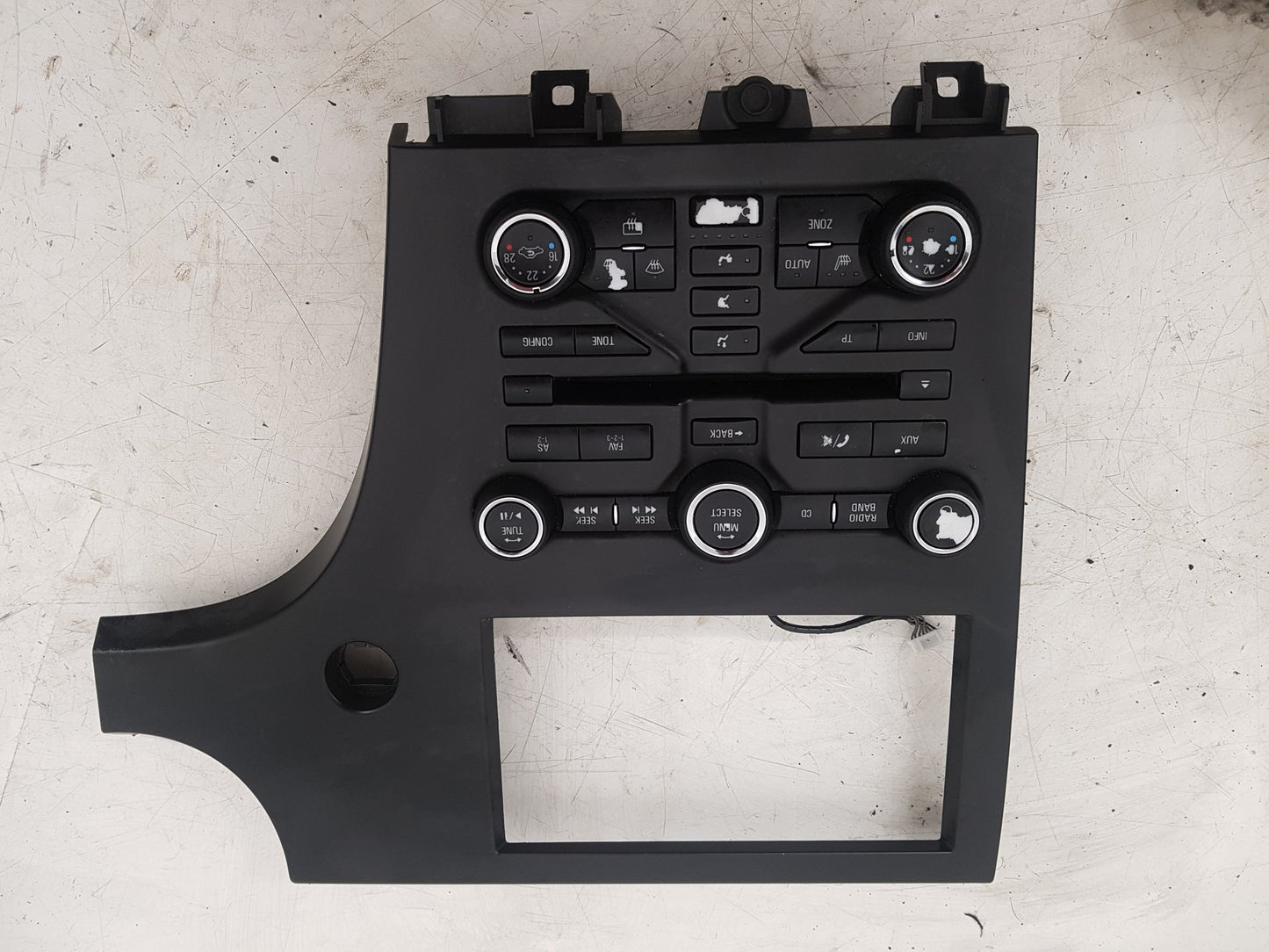 2010 - 2012 Saab 9-5  Saloon RADIO AND HEATER DISPLAY UNIT