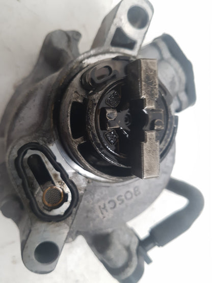 2013 - 2019 Volvo V40 III 525 Hatchback Vacuum/Air Pump 9604021880