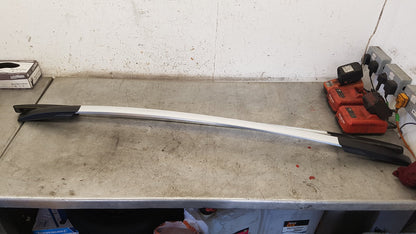 2012 - 2016 Volvo V40 Cross Country  Hatchback Roof Rail 31385000