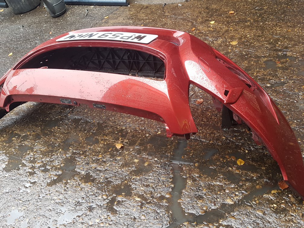 2010 - 2013 Volvo C70  Convertible Front Bumper 39817458